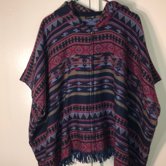 Aztec Pattern Poncho - Picture 1 of 6